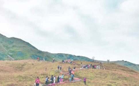 登山活动策划